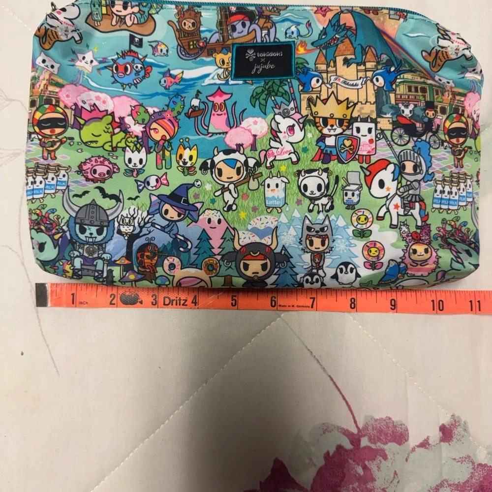 Jujube x Tokidoki Crossbody/Wristlet - Picture 5 of 6